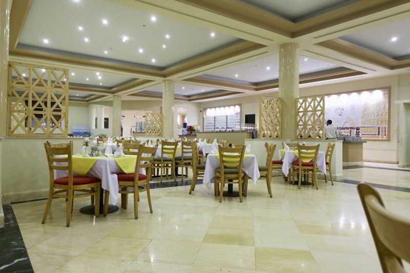 Three Corners Sea Beach Resort Coraya Bay Exterior photo
