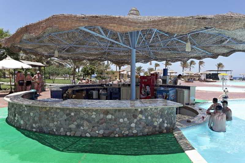 Three Corners Sea Beach Resort Coraya Bay Exterior photo